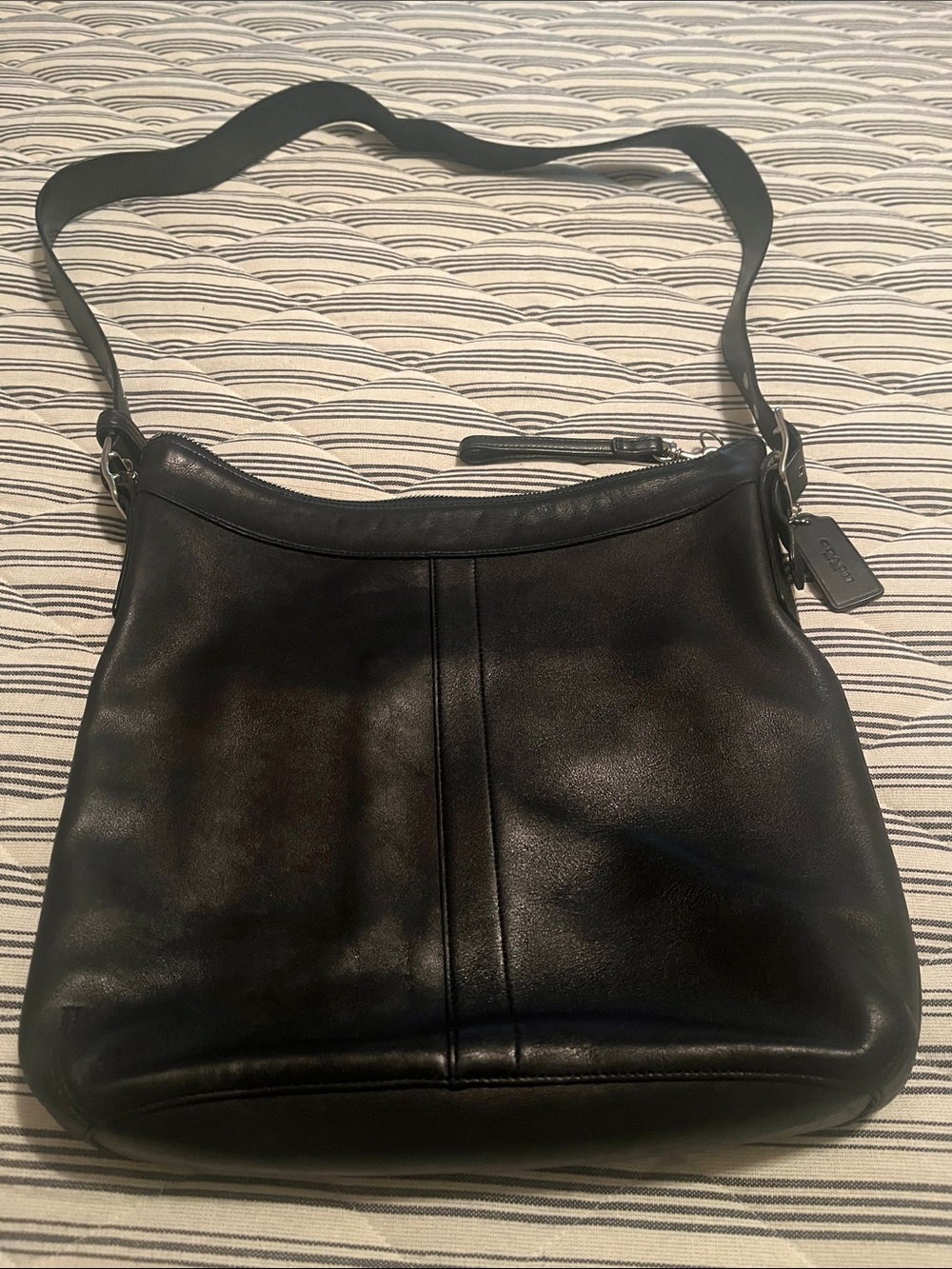 Shoulder Bag / Messenger Style